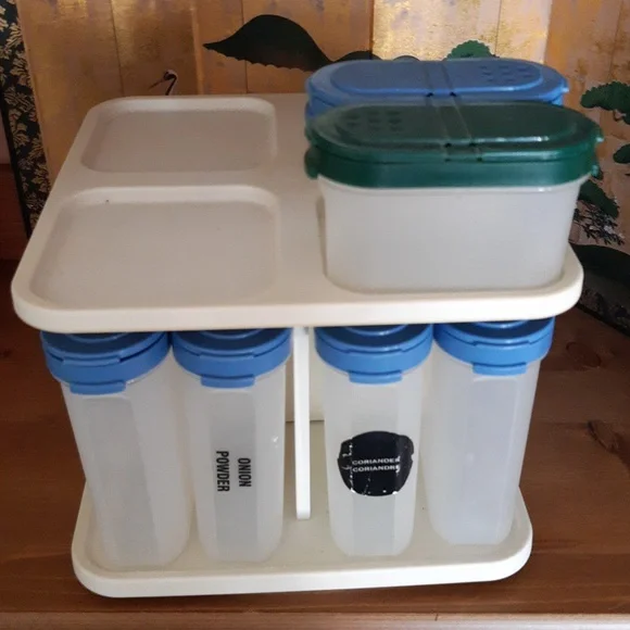 Tupperware Spice Containers With Carousel - Picture 5 of 5